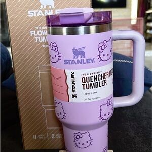 Stanley Hello Kitty Purple Tumbler